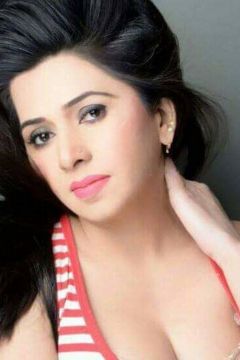 Sex services from stunning 21 y.o. Indian Escort