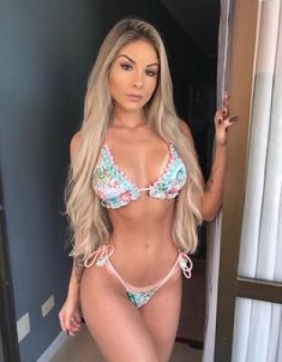 Abu Dhabi escort girl Ellie available for hot sex