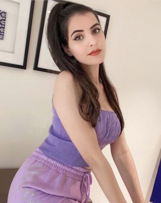 Sexy escort - independent Abu Dhabi girl Riya Sharma, 52 kg, 167 cm 